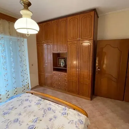 아파트 Grandma's Cozy Sarandë