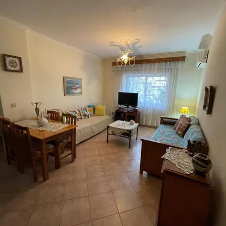 아파트 Grandma's Cozy Sarandë