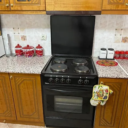 Grandma's Cozy Apartamento Sarandë